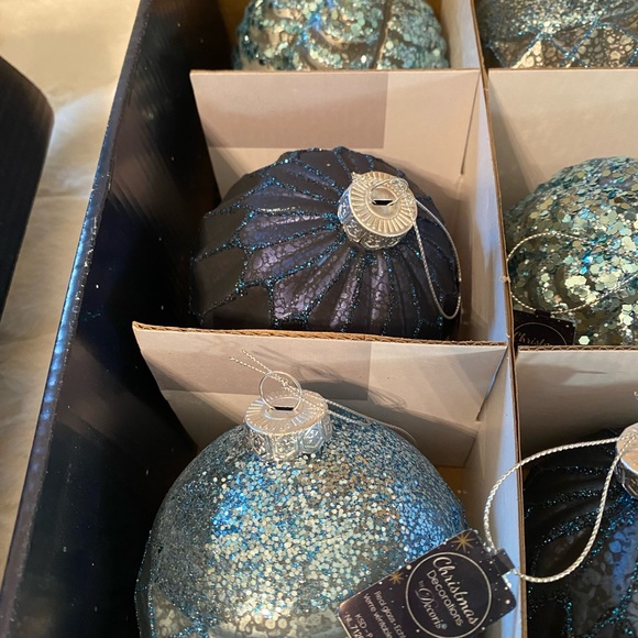 **NEW** Christmas Ornaments Shades of blue.12 ornaments/box. - Picture 7 of 14